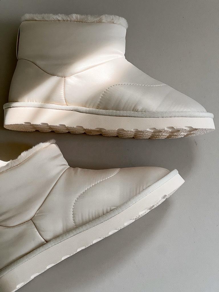 Matisse - Vail Boot - Ivory - Flutter