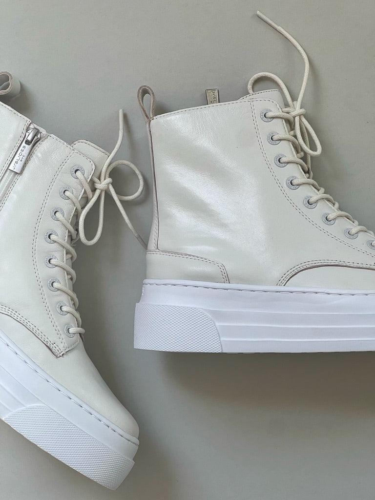 JSlides - Andre Hi-Top Sneaker - Off White - Flutter