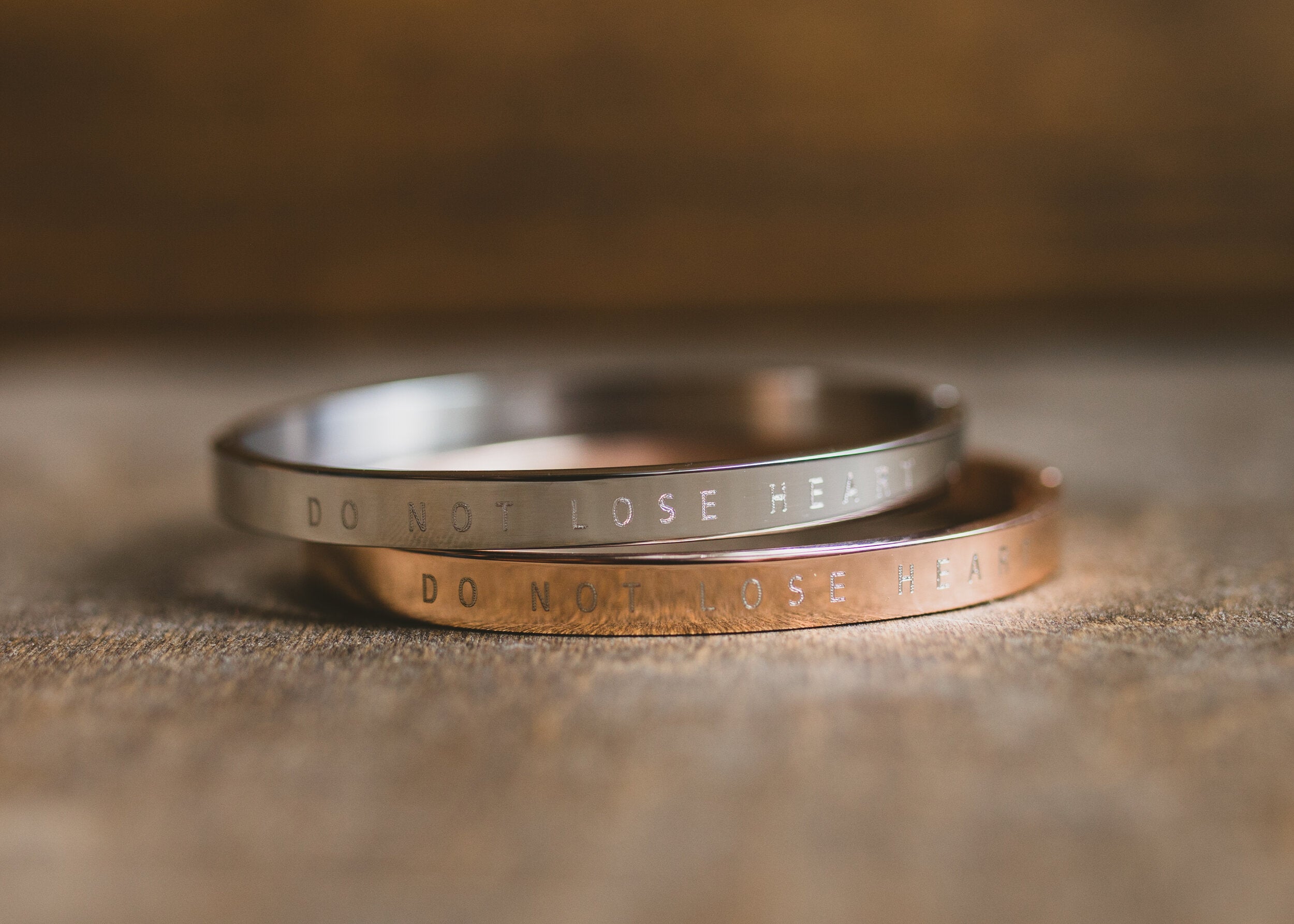 Oval Clasp Bracelet - Do Not Lose Heart