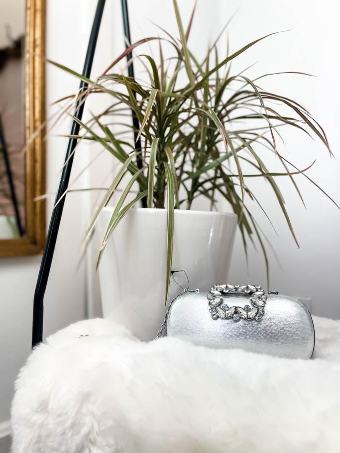 Oval Rhinestone Box Clutch - Silver - Flutter