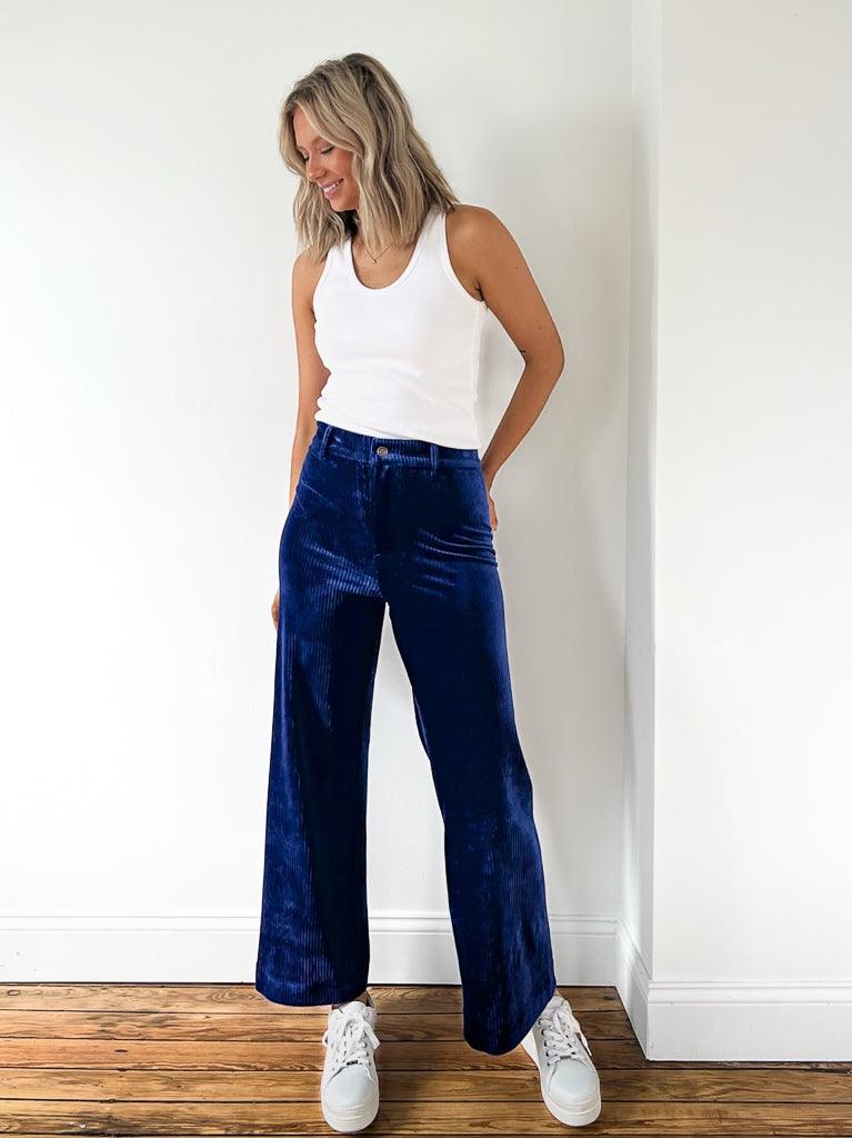 Prospect Knit Cord Pants from Z Supply with their ultra soft wide cords, and figure flattering wide legs. Prospect Knit Cord Pants from Z Supply with their ultra soft wide cords, and figure flattering wide legs. 