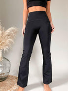 SPANX - Booty Boost Flare Yoga Pant- Very Black - Flutter